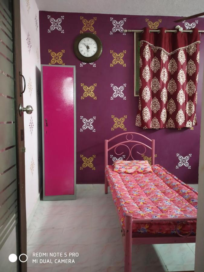 Hostel Easvari Grand Pg For Women - Female Only Čennai Exteriér fotografie